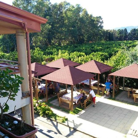 B&B Pineta Mare Lamezia Terme Bagian luar foto