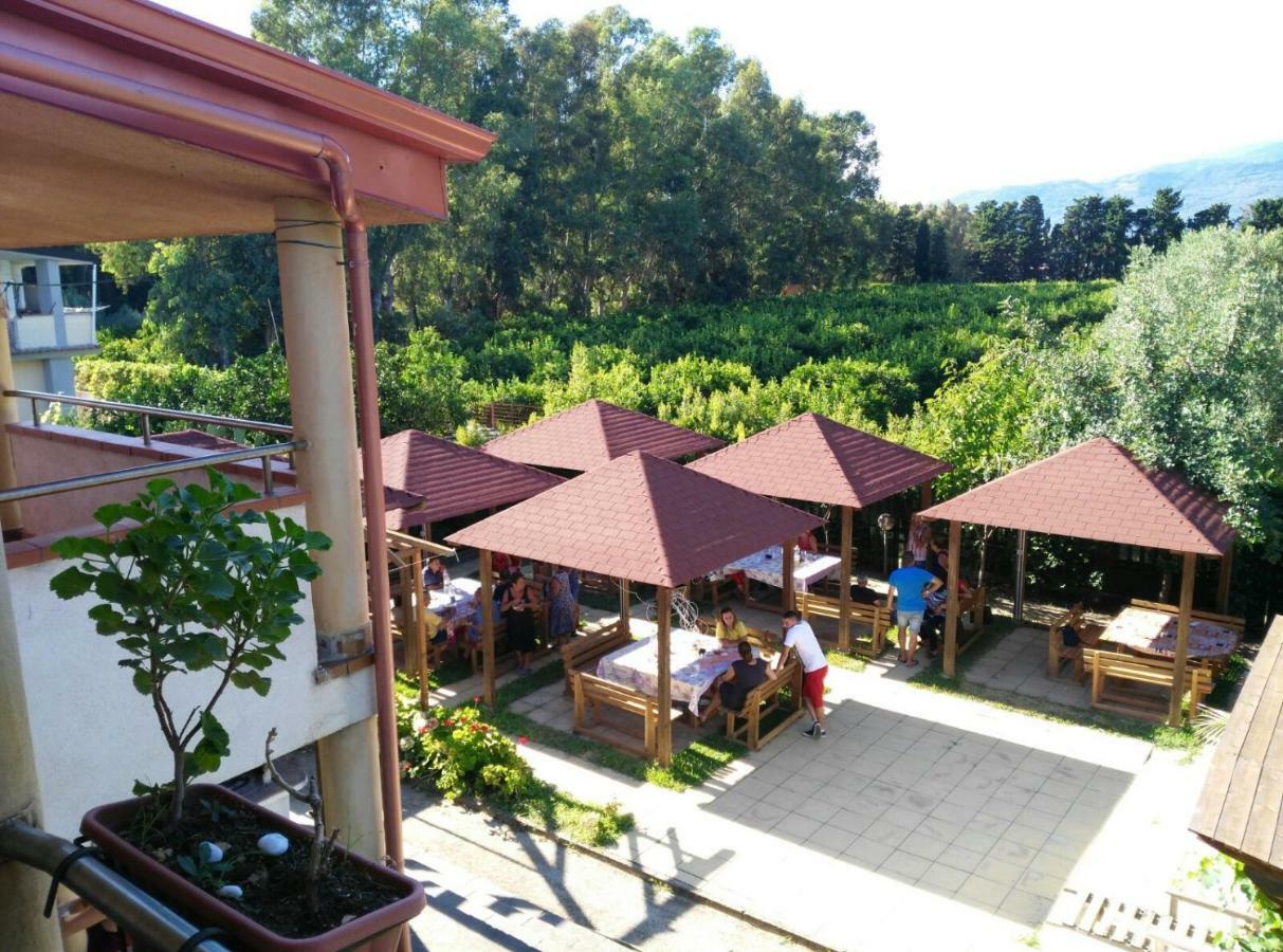 B&B Pineta Mare Lamezia Terme Bagian luar foto