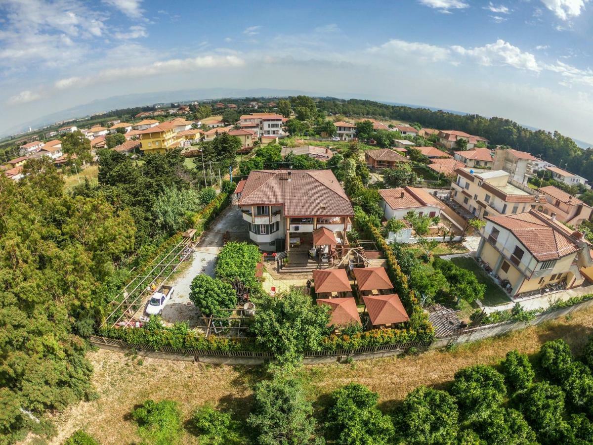 B&B Pineta Mare Lamezia Terme Bagian luar foto